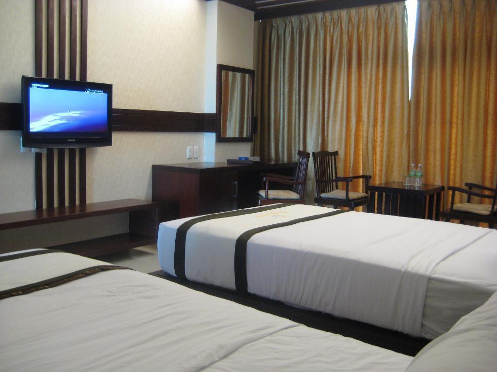 Kaya Hotel Tuy Hoa Exterior photo