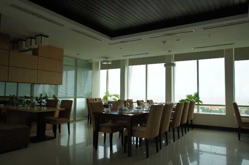 Kaya Hotel Tuy Hoa Exterior photo
