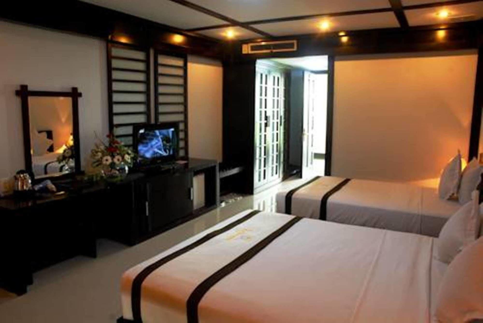 Kaya Hotel Tuy Hoa Exterior photo