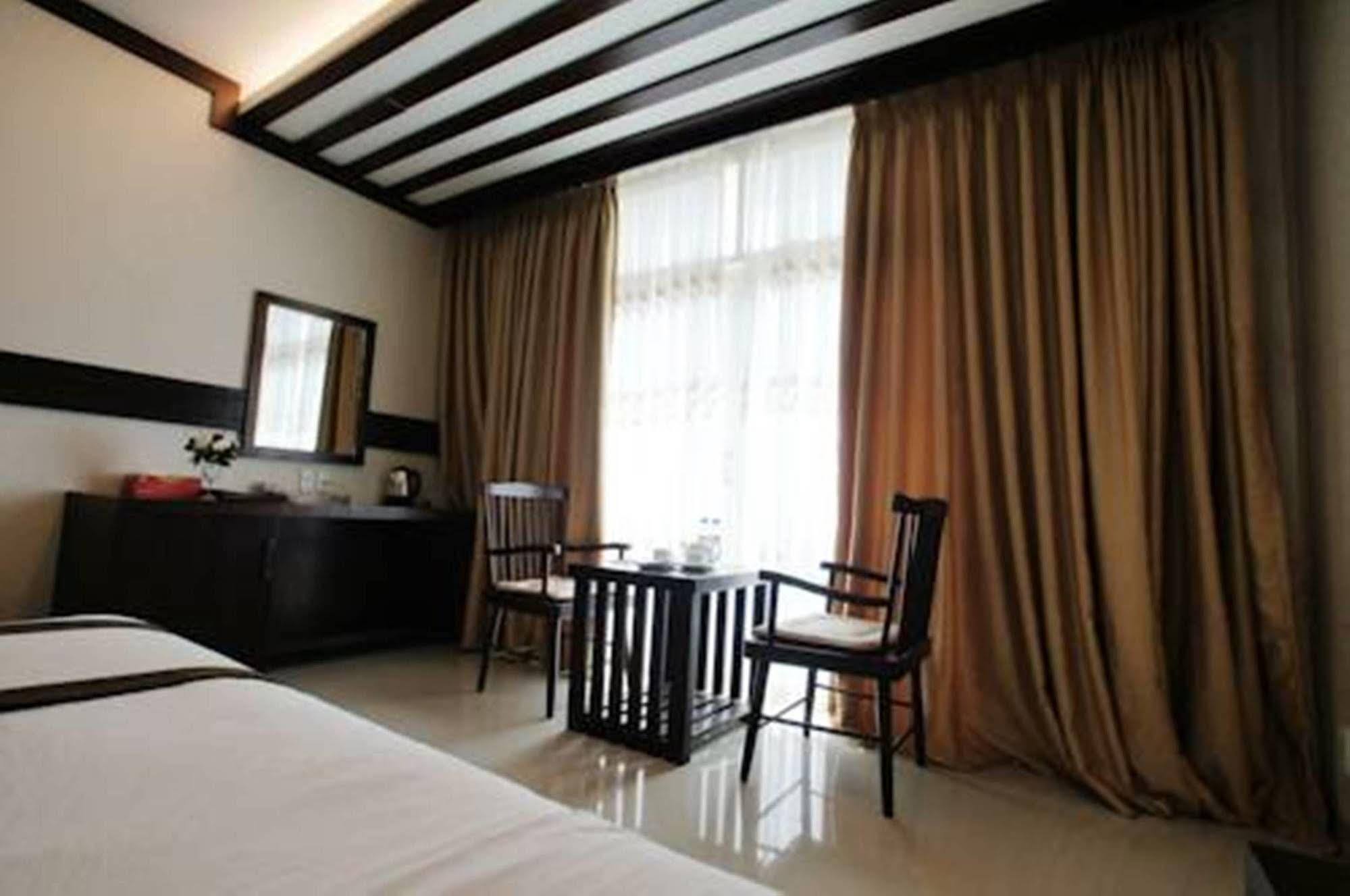 Kaya Hotel Tuy Hoa Exterior photo